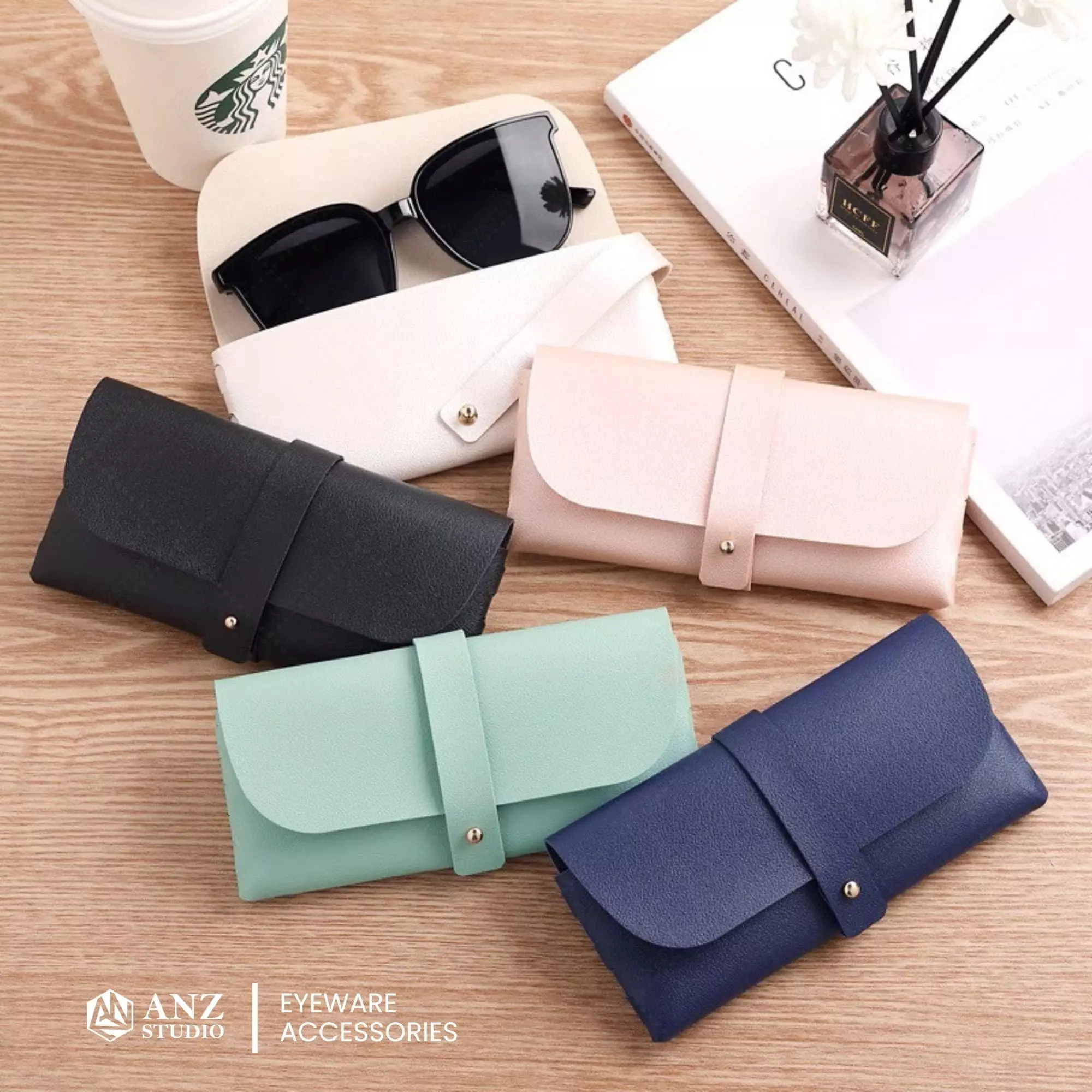 AnyConv.com__6 กระเป๋าใส่แว่นตาคลาสสิค รุ่น Elvyn Case แบบหนัง PU นิ่ม - Image 4