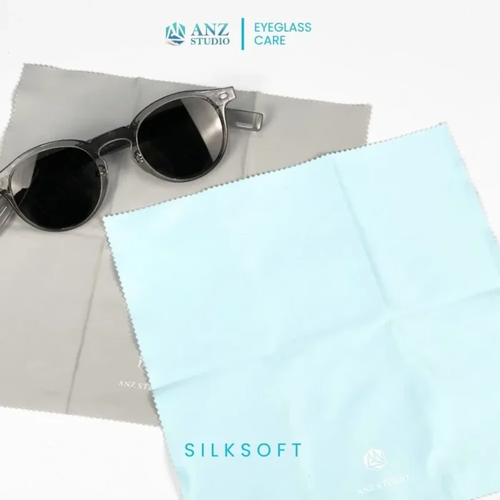 ผ้าเช็ดเลนส์แว่นตา เนื้อซิลค์ ANZ SilkSoft มี 2 สีให้เลือก สีฟ้า /สีเทาอ่อน - Image 4