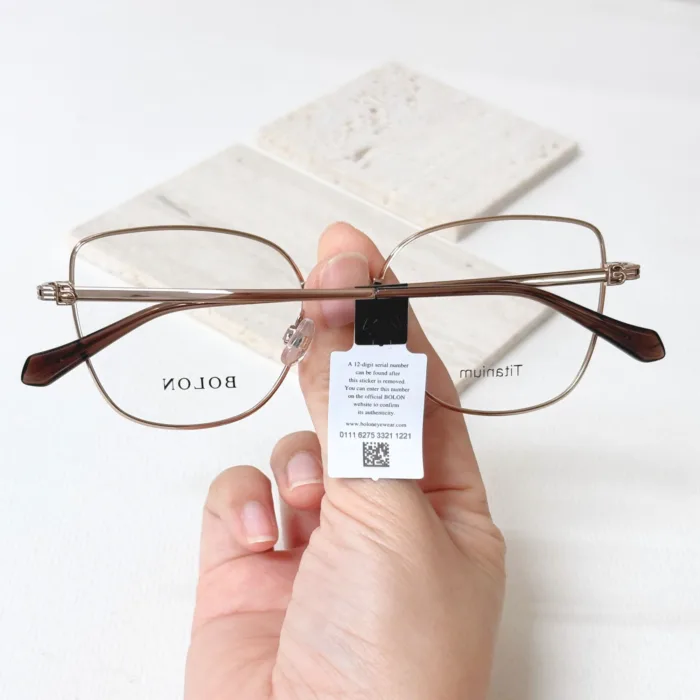 แว่นตา BOLON RIGA BA7030 – ทรง Irregular ดีไซน์ Oversized หรูหราเบาเป็นพิเศษ | ANZ STUDIO - Image 6
