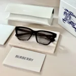 แว่นกันแดด BURBERRY รุ่น BE4468F ทรง Cat Eye ลาย Burberry Check Gradient ของแท้ รับประกัน 2 ปี - Image 7